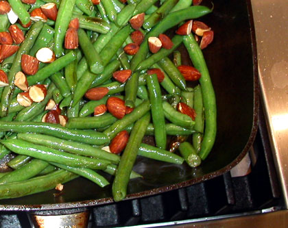 Photo of Stir-fried green beans with smoked almonds copyright 2004 Owen Linderholm